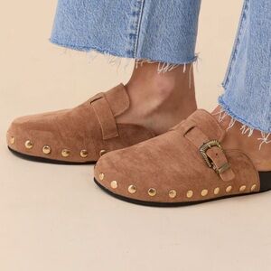 Suede Buckle Loafers - Tan